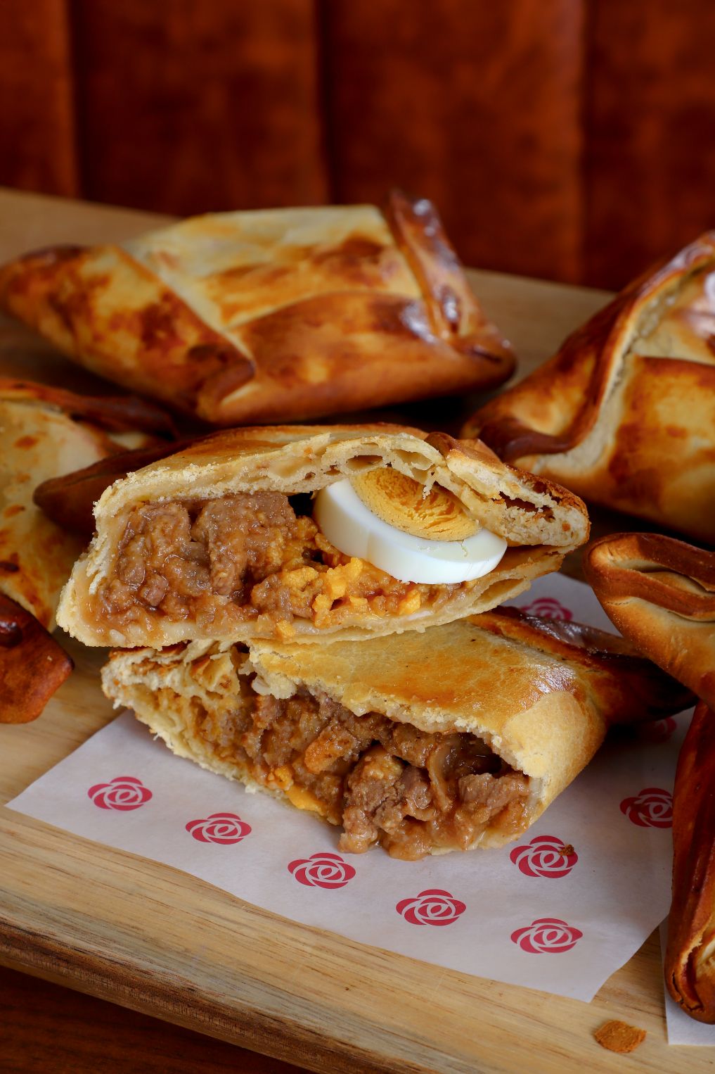 Empanadas de pino y pino picante de Emporio La Rosa